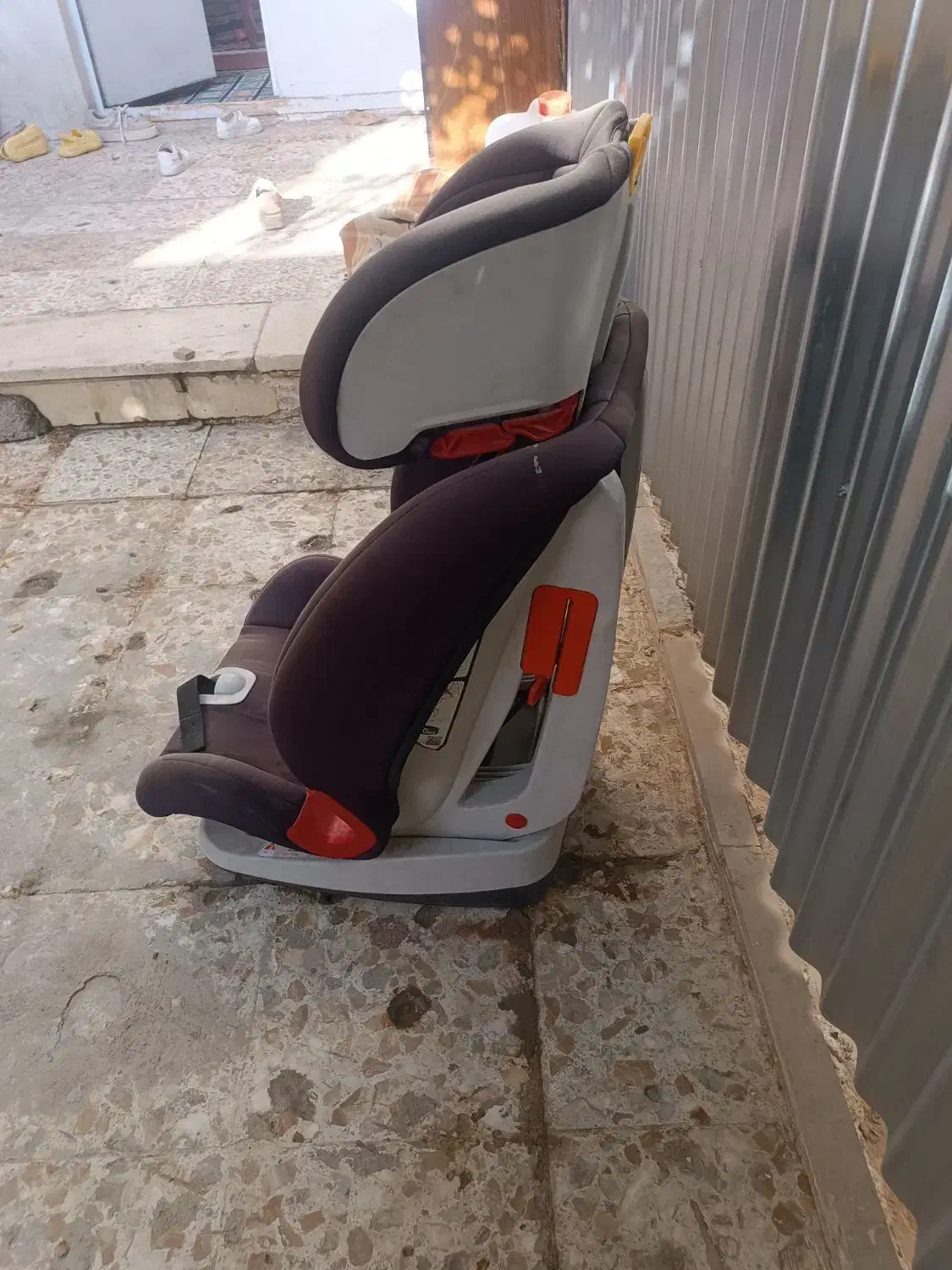 صندلی ماشین کودک|تخت و صندلی بچه|قم, حاج زینل|دیوار