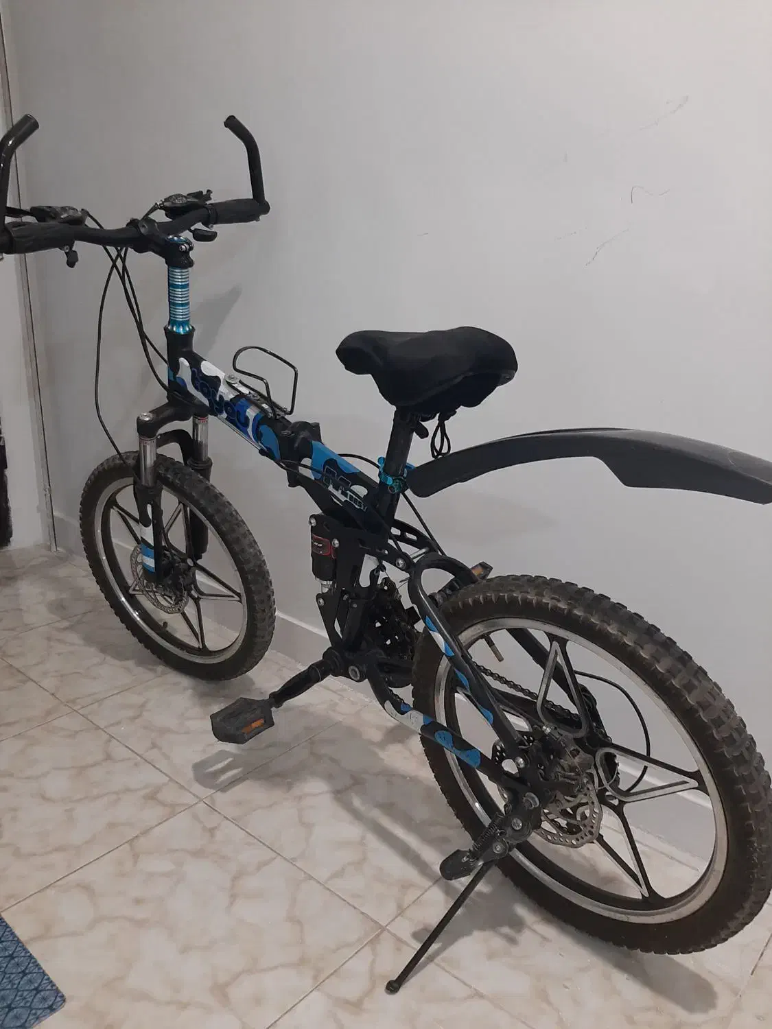 دوچرخه کودک تاشو و ماشین شارژی کودک تک موتوره|دوچرخه، اسکیت، اسکوتر|تهران, شهرک دانشگاه|دیوار