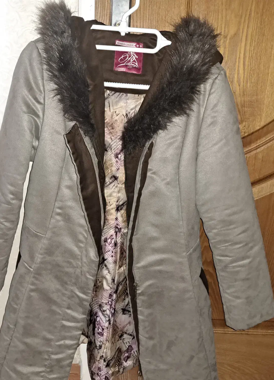 پالتو|لباس|الوند, |دیوار