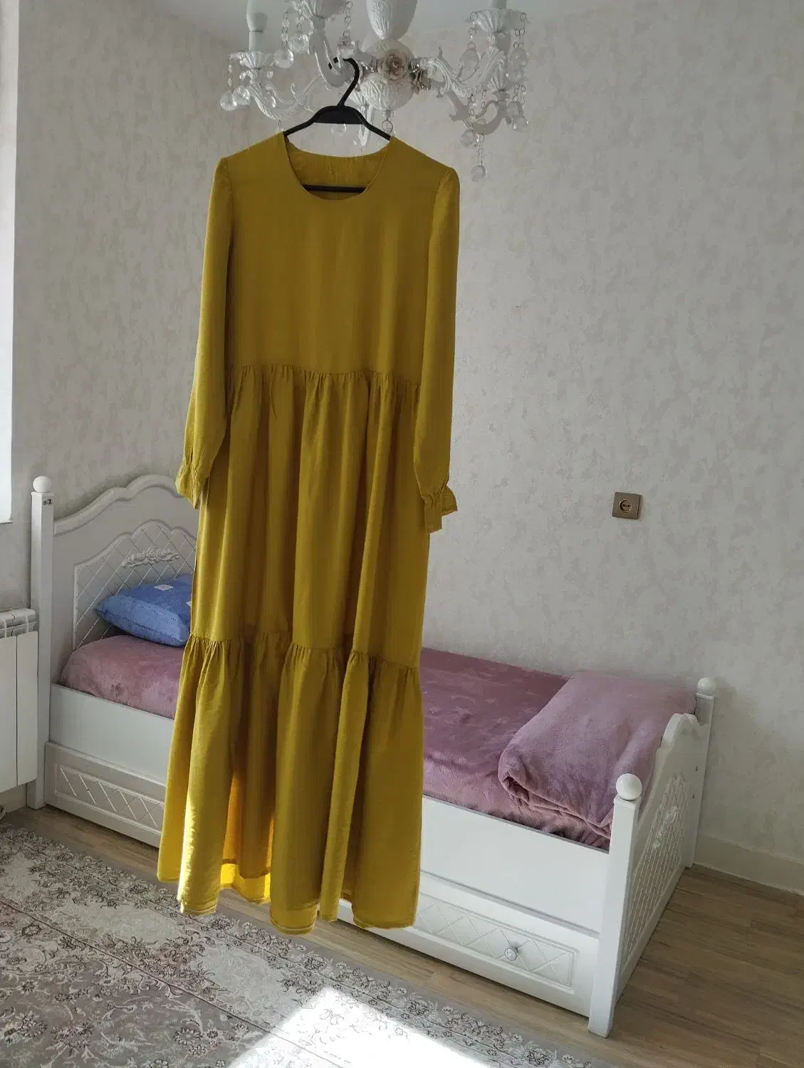 پیراهن ساحلی|لباس|هشتگرد, فاز ۱ مهستان|دیوار