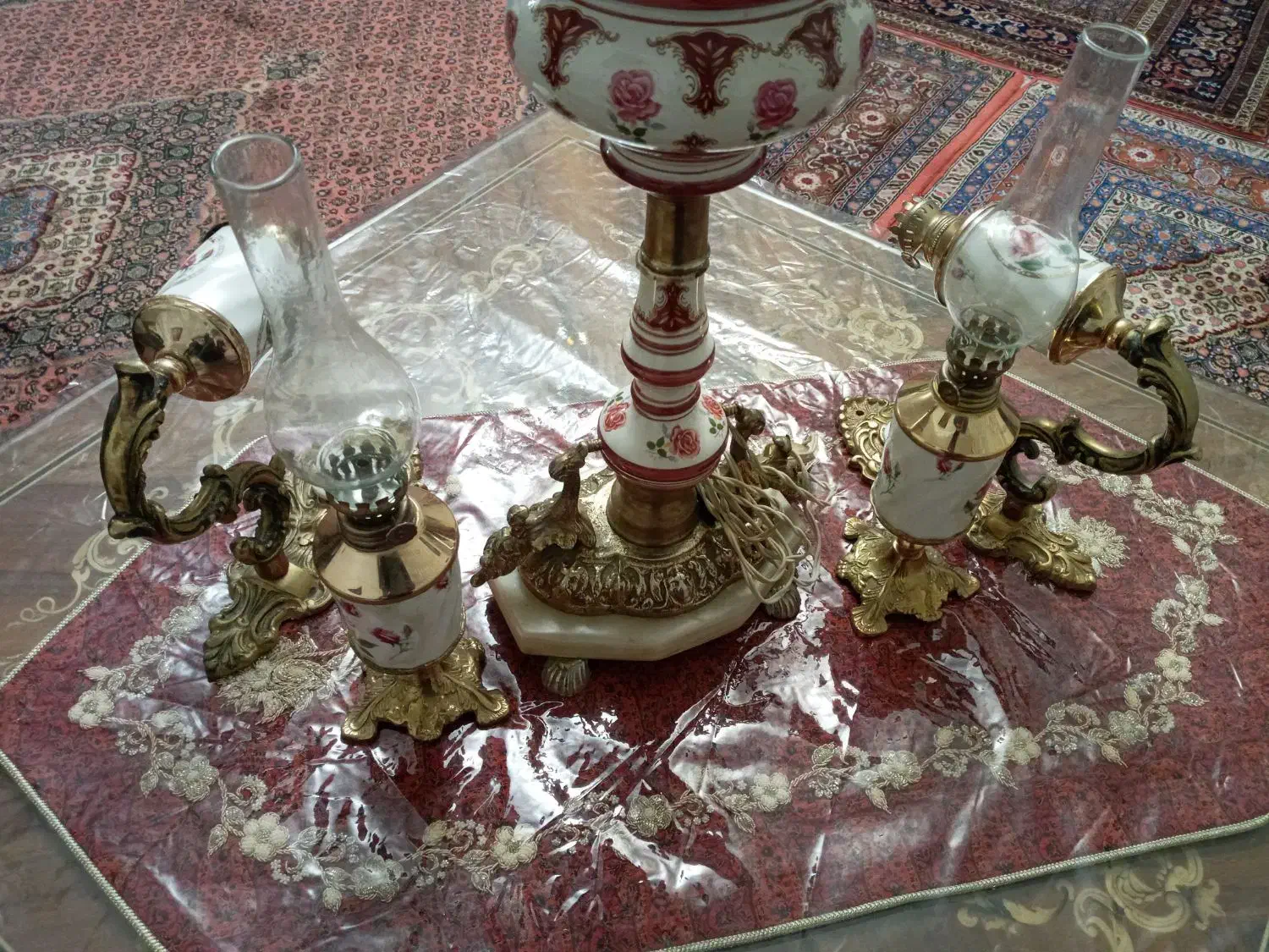 شمعدان|کلکسیون اشیاء عتیقه|اردبیل, |دیوار