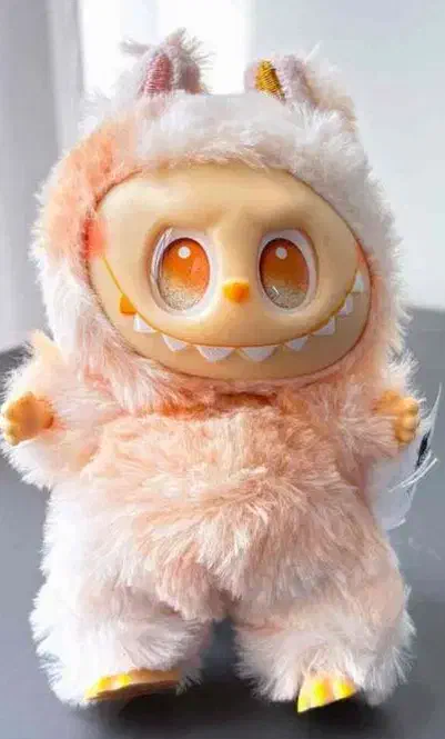 لبوبو|اسباب‌بازی بچه|نیشابور, گنبد سبز|دیوار