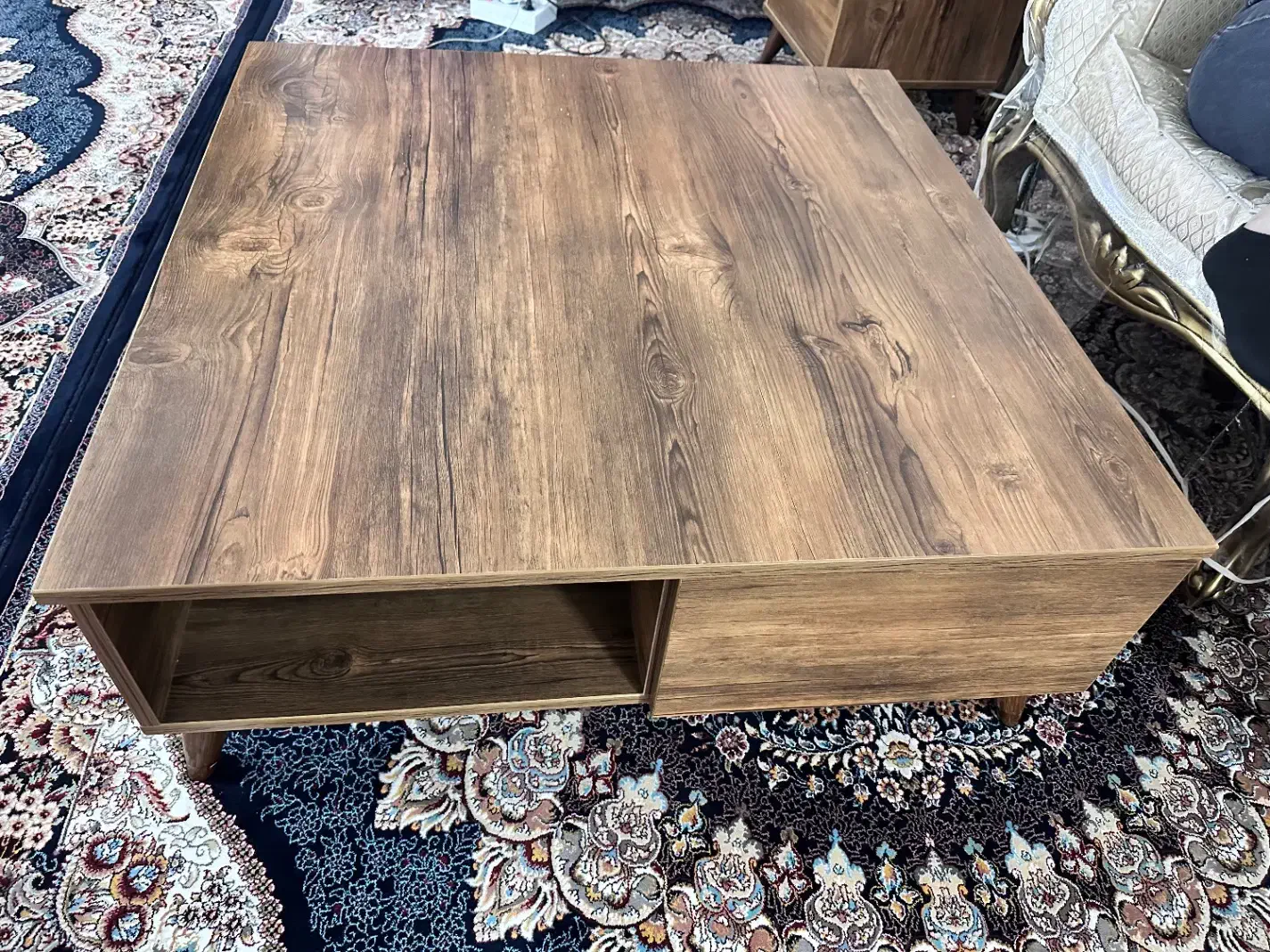 میز جلو مبلی به همراه دو تا عسلی|مبلمان خانگی و میز عسلی|اسلامشهر, شهرک مفیدی|دیوار