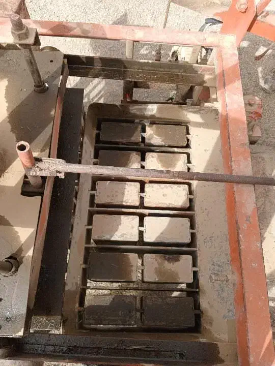 یک دستگاه ناری ساز یک دستگاه بلوکه ۱۳ونیم در ۴۰|ماشینآلات صنعتی|چناران, |دیوار