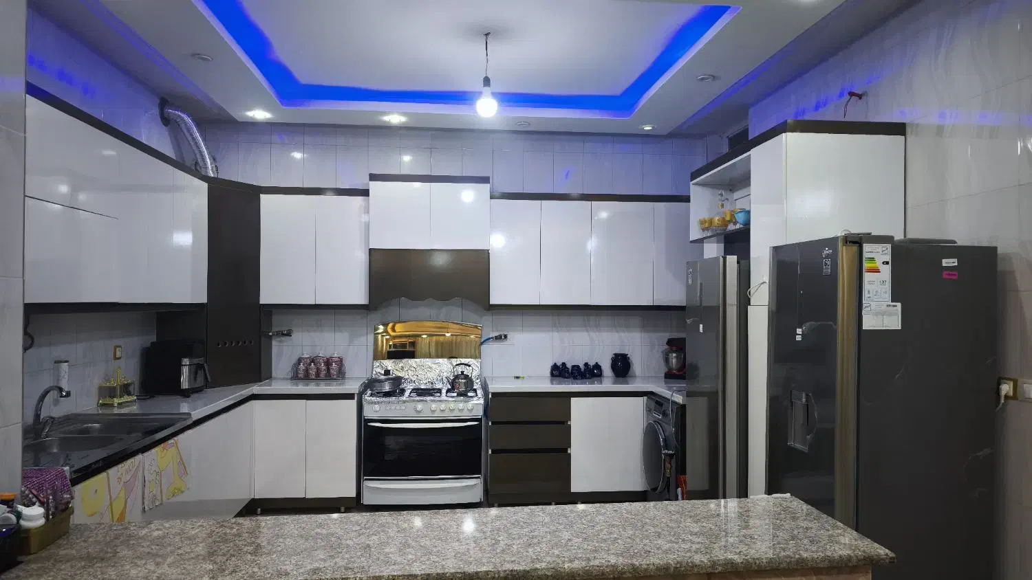 ویلایی۲ طبقه، درب حیاط، شهرک حجت آباد (سامان)|فروش خانه و ویلا|شیراز, حجت آباد|دیوار