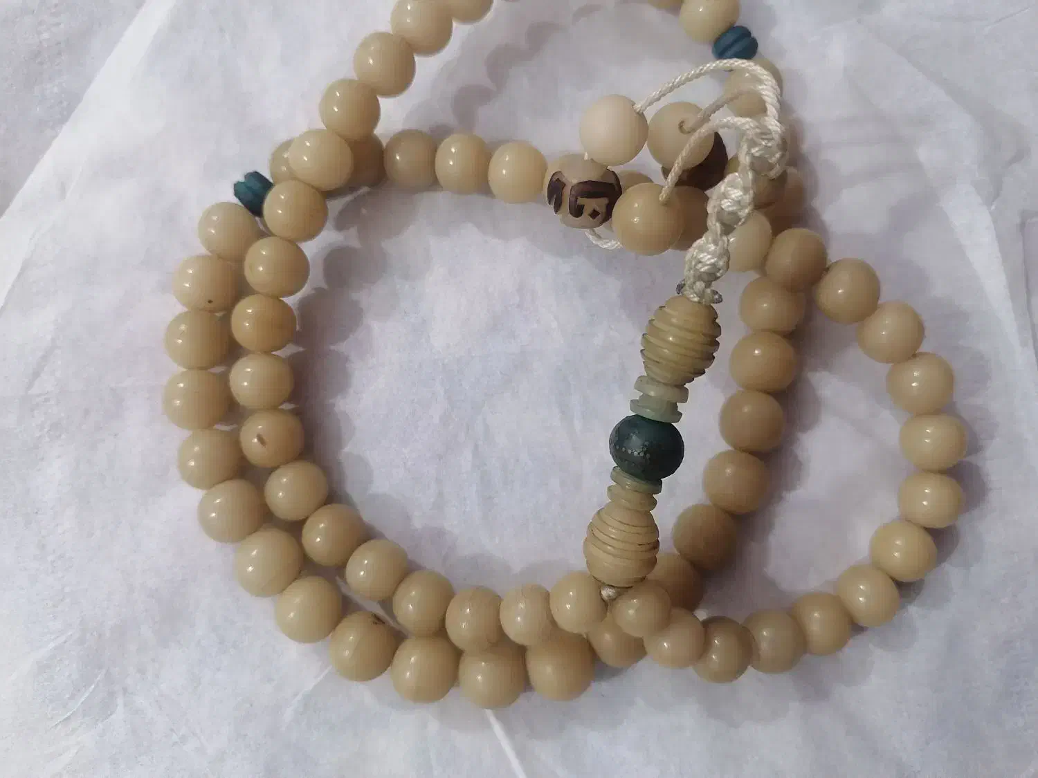 تسبیح نارگیل هسته خرما نقره کوب|کلکسیون اشیاء عتیقه|آزادشهر, |دیوار