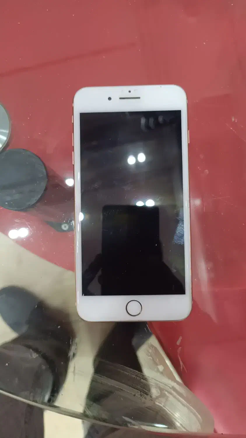 آیفون 8 پلاس به دونه نقط و باز شدگی|موبایل|همدان, |دیوار