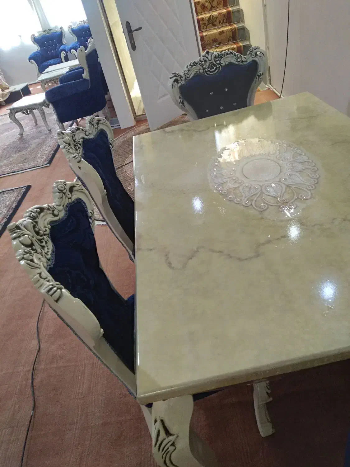 میز غذا خوری|مبلمان خانگی و میز عسلی|خوی, |دیوار