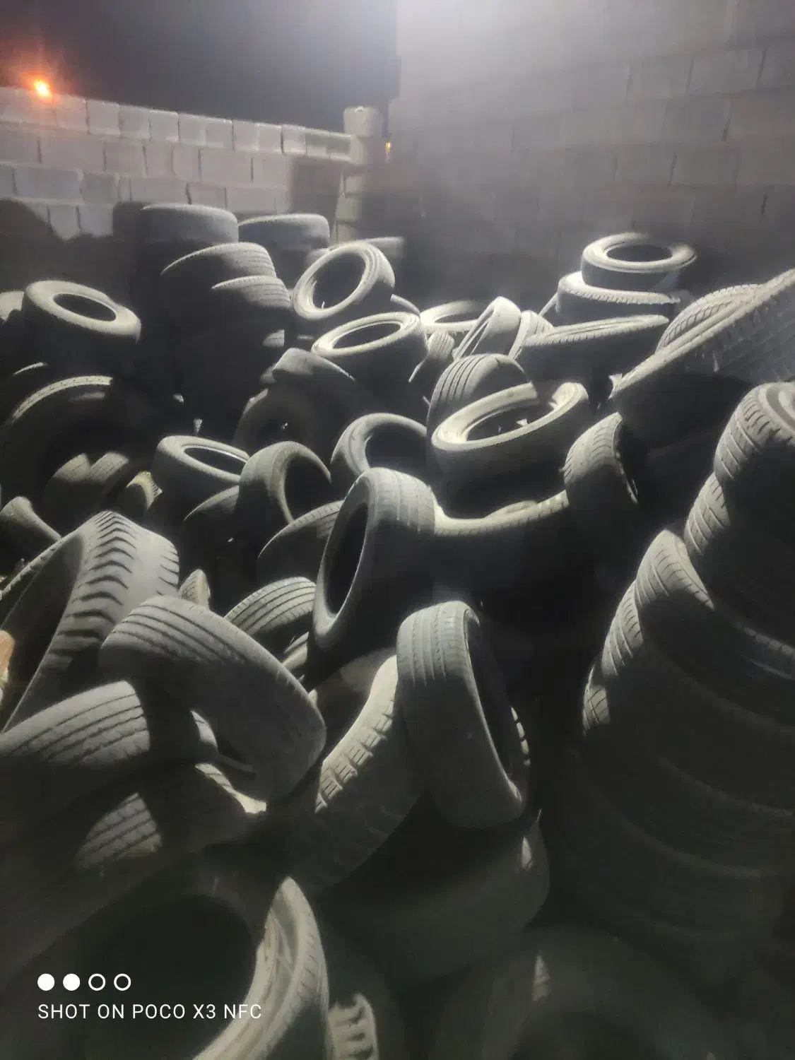 لاستیک سواری استوک کارکرده دست دوم|قطعات یدکی و لوازم جانبی|زرقان, |دیوار