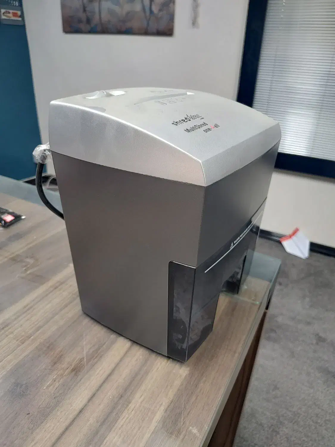 کاغذ خردکن HSM Shredstar MultiShred one-4-all|دفتر کار|رباط‌کریم, شترخوار|دیوار