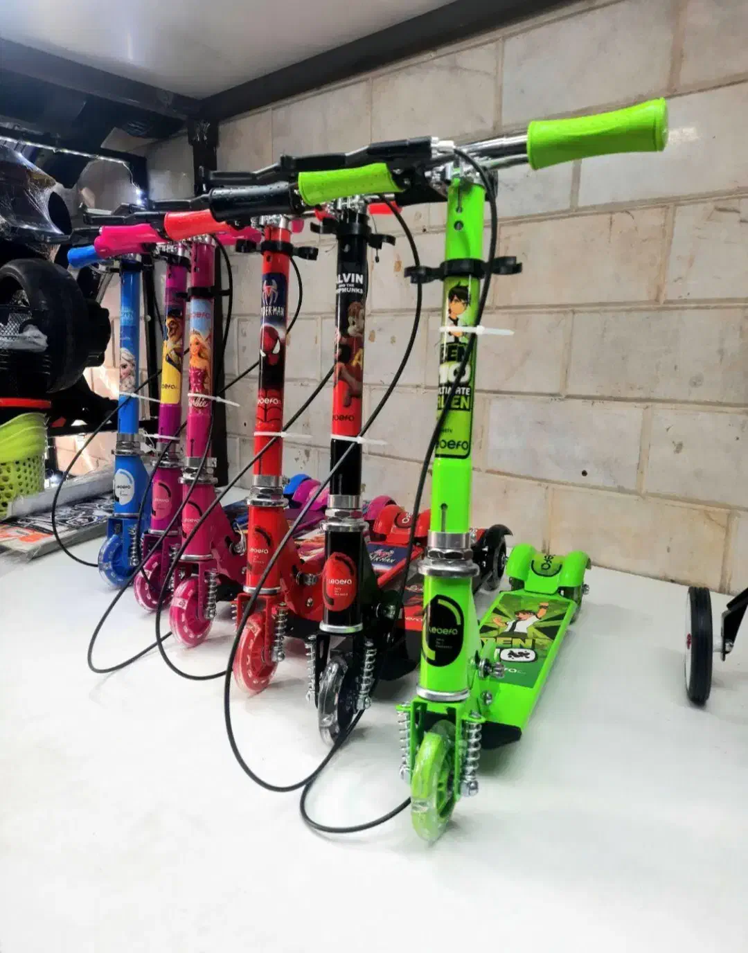 اسکوتر کمک فنردار ترمز دار(آراددوچرخ)|دوچرخه، اسکیت، اسکوتر|قم, شهید صیاد شیرازی|دیوار