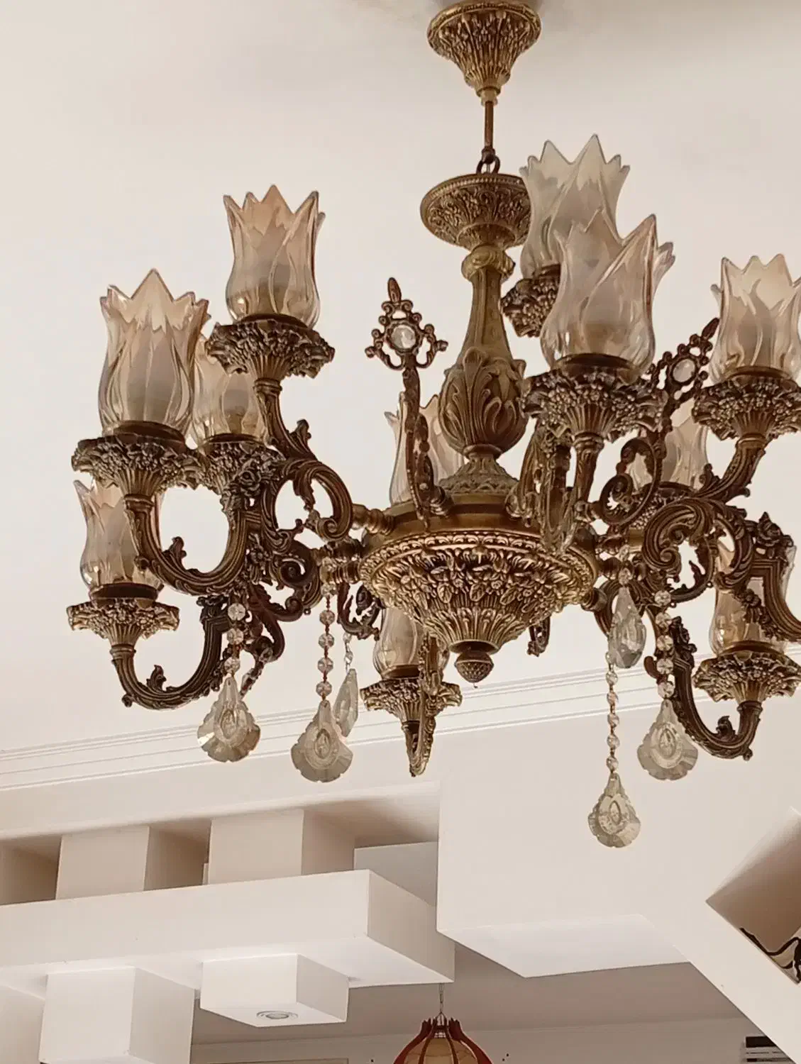 یک جفت لوستر برنز کارنکرده|لوستر و چراغ آویز|یزد, |دیوار