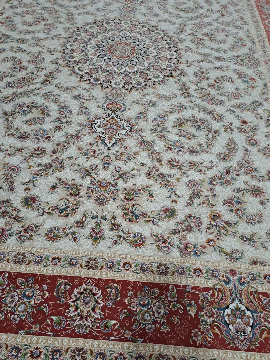 فرش ۱۲متری گل برجسته ۱۲۰۰ شانه|فرش|شراء, |دیوار