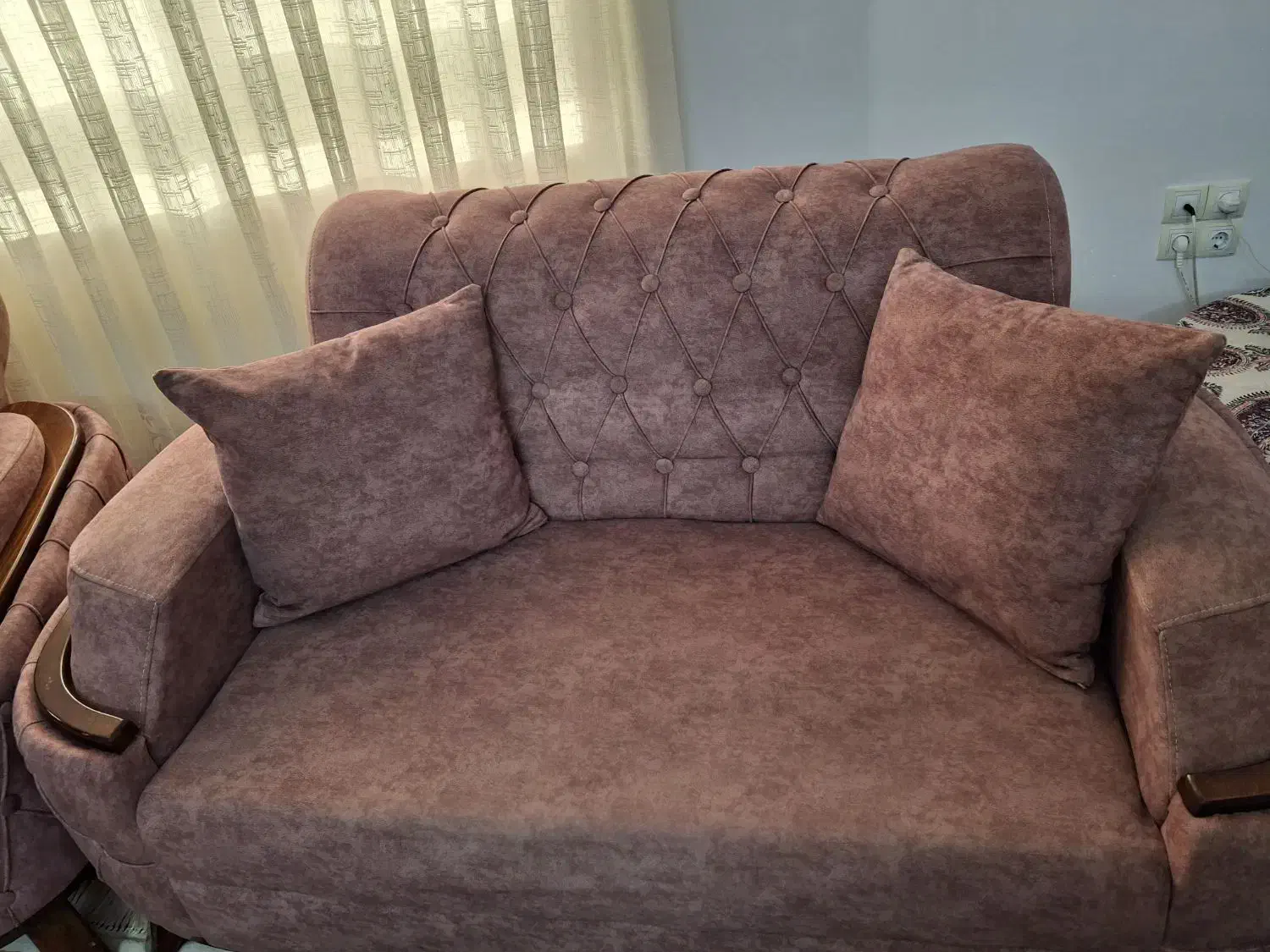 مبلمان هفت نفره|مبلمان خانگی و میز عسلی|علی‌آباد کتول, |دیوار