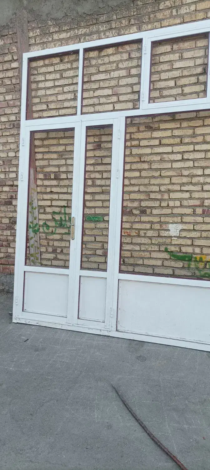 درب و پنجره آلومینیوم|مصالح و تجهیزات ساختمان|خوی, |دیوار