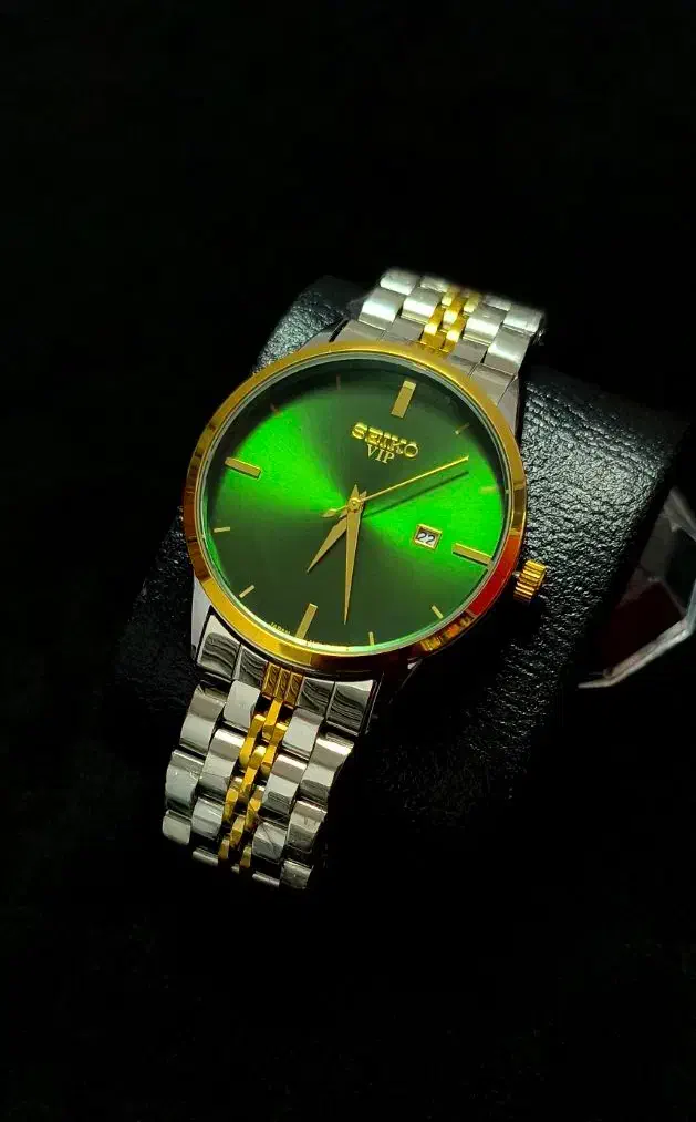 بار جدید تخفیف خورده عمده فروشی|ساعت|قم, سراجه (۱۵ خرداد)|دیوار