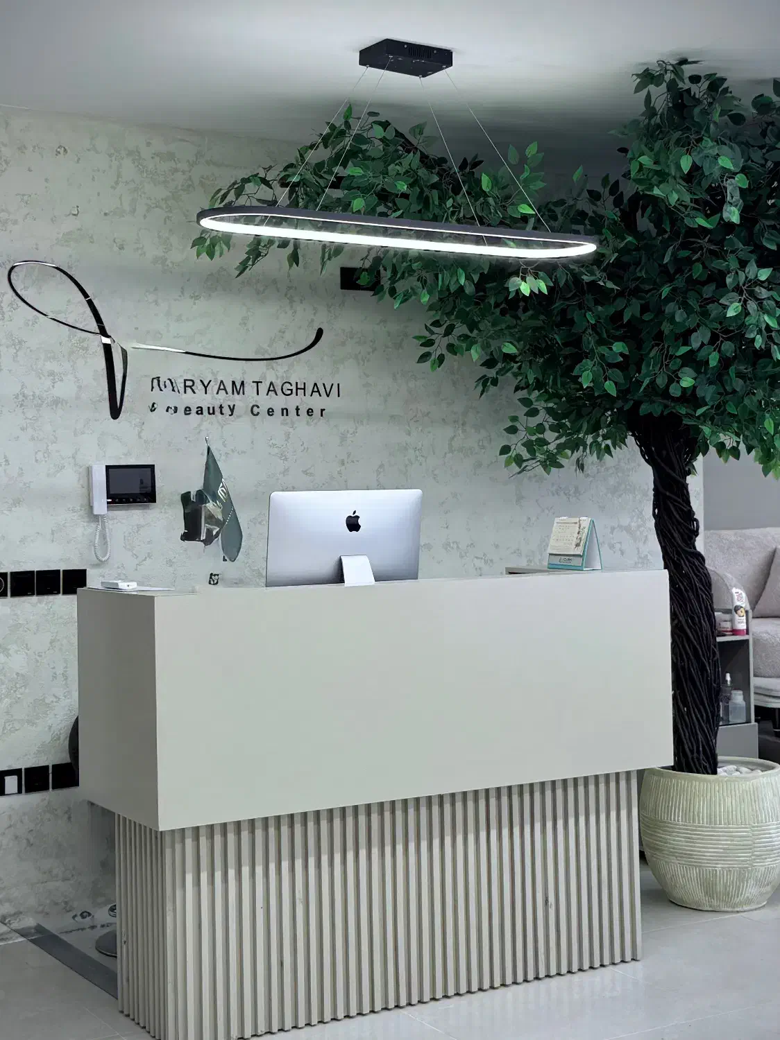 استخدام منشی|استخدام اداری و مدیریت|لاهیجان, کوی آزادگان|دیوار