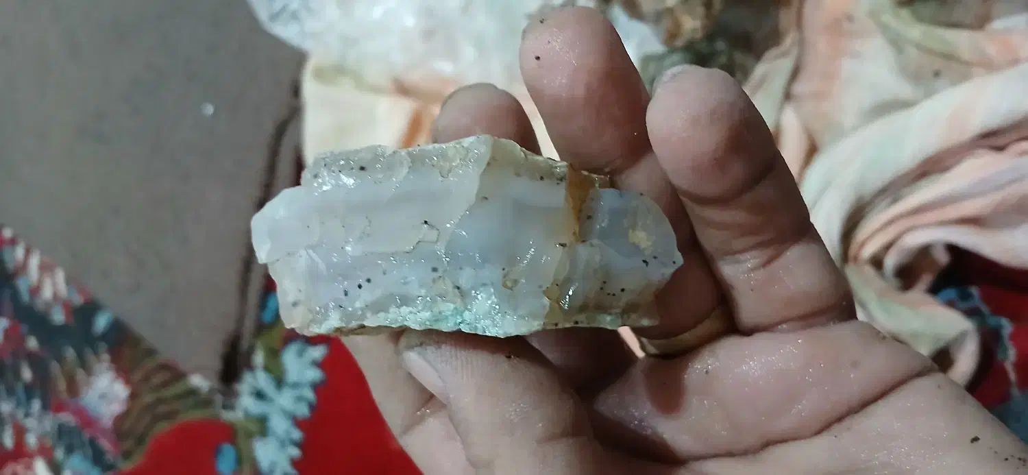 سنگ عقیق|جواهرات|اسفراین, |دیوار