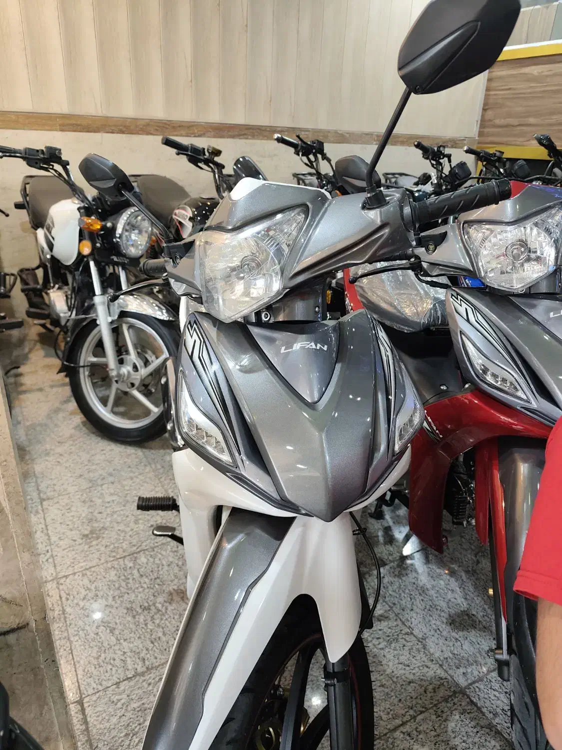 لیفان ۱۳۵(ذاکری)|موتورسیکلت|مشهد, جلالیه|دیوار