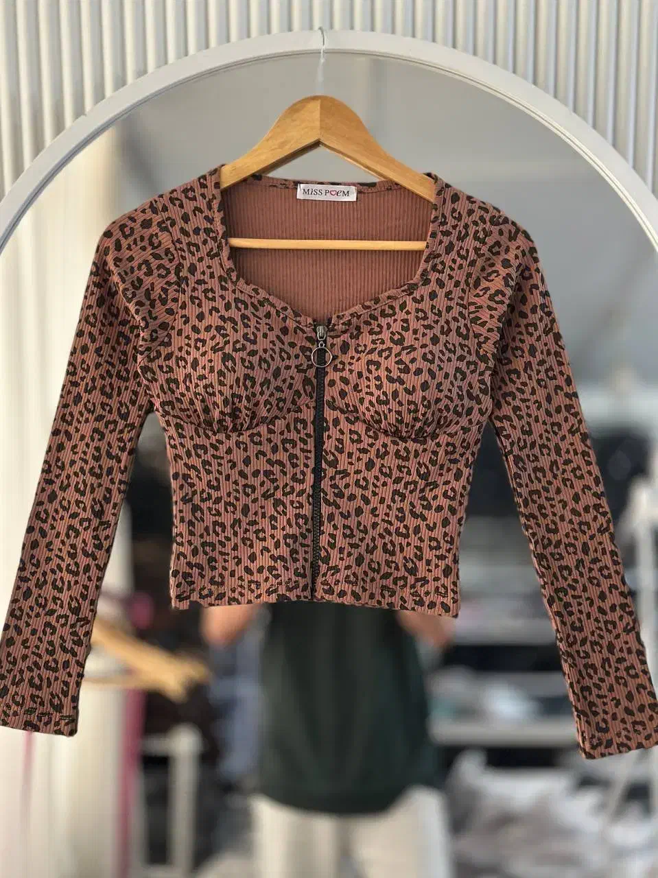 ست۴۵۰|لباس|مشهد, کوشش|دیوار