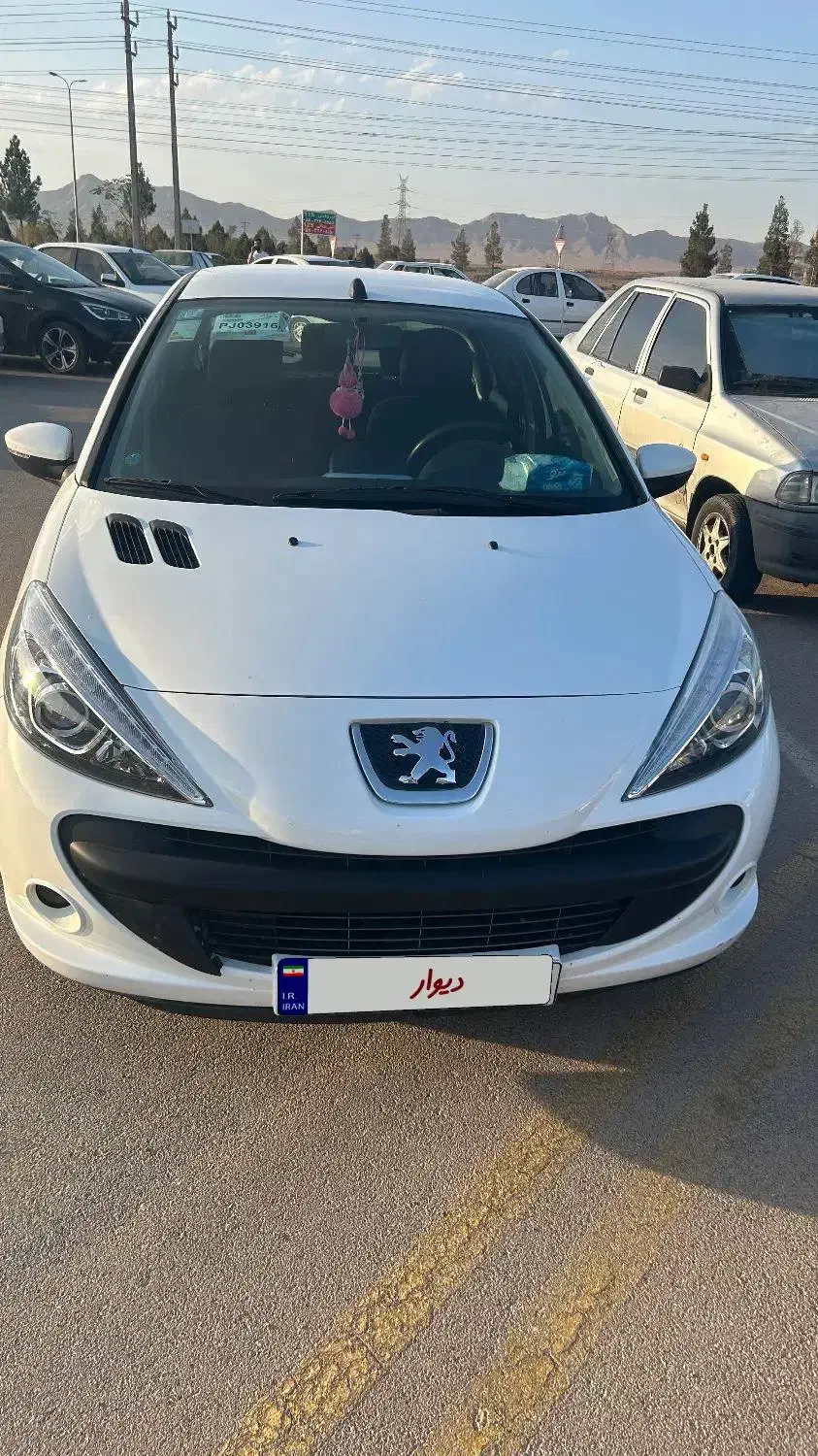 ۲۰۷ سفید سقف فلز مدل ۱۴۰۲|خودرو سواری و وانت|بجنورد, |دیوار