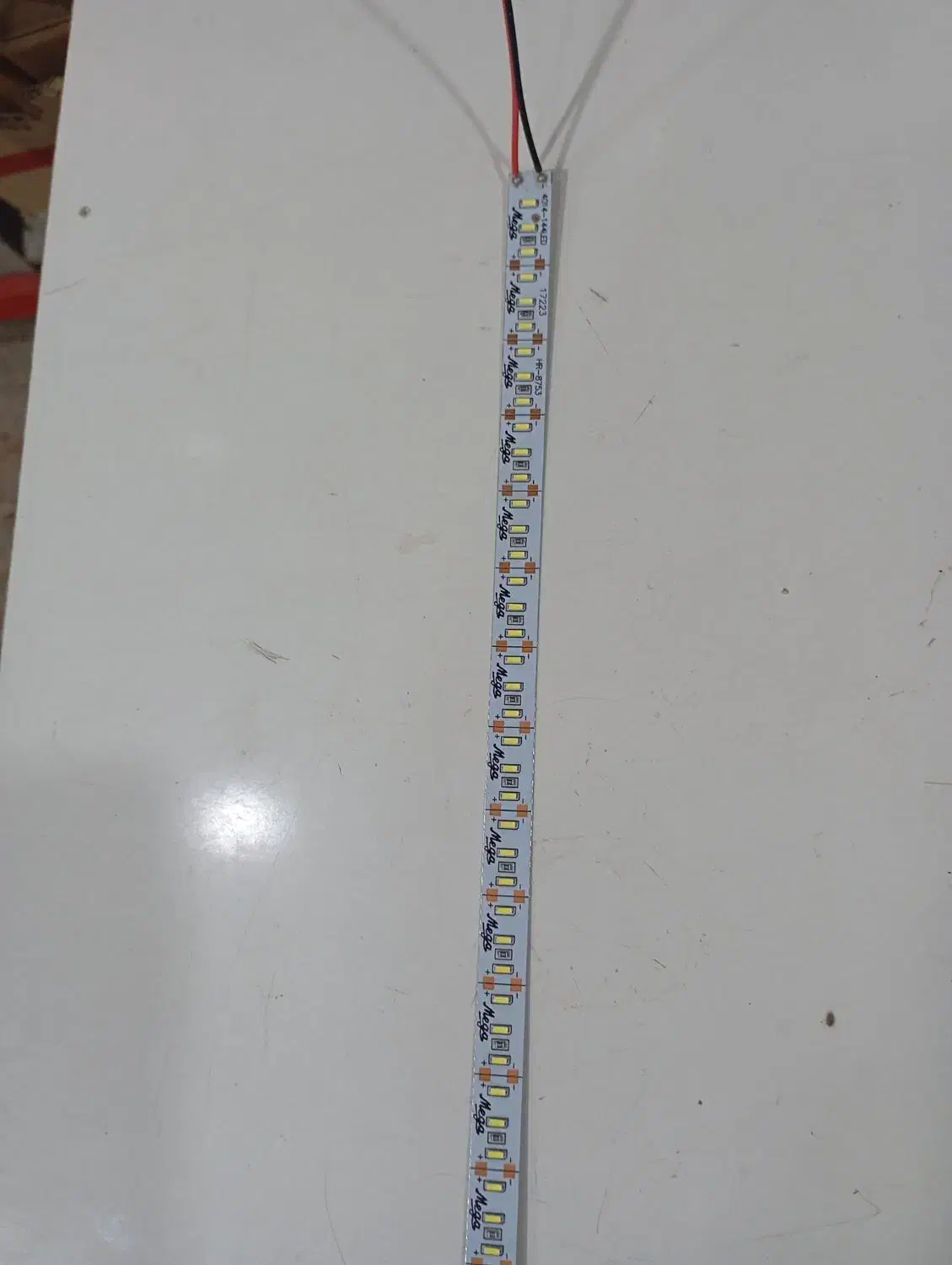 چیپ لامپ و پروژکتور|لامپ و چراغ|مسجد سلیمان, |دیوار