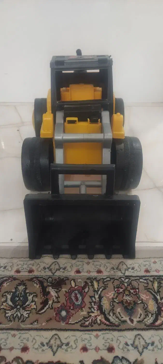 چرخ سفالگری و لودر|اسباب‌‌بازی|مرودشت, ولایت|دیوار