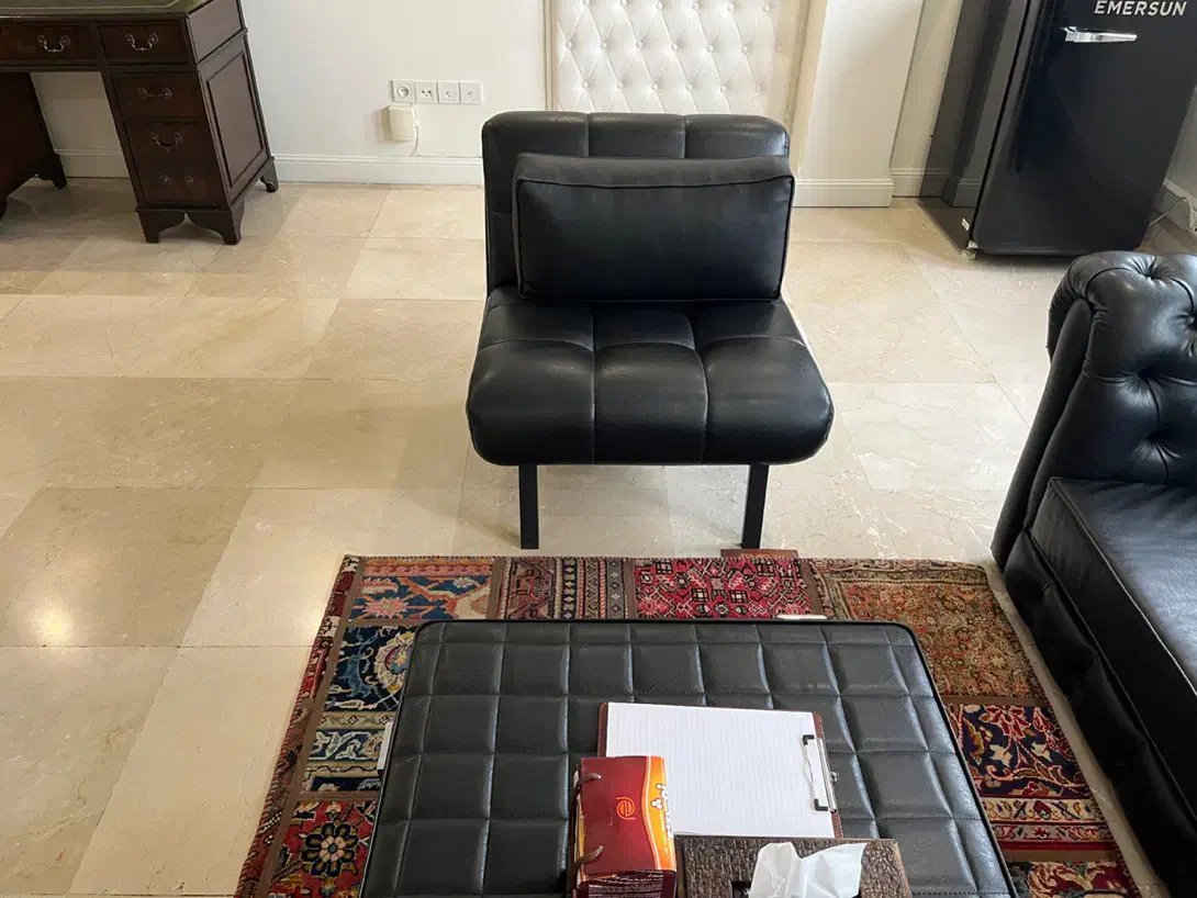 فروش یک دست مبل چرم برند ارتاژ دیزاین|مبلمان اداری|تهران, ونک|دیوار