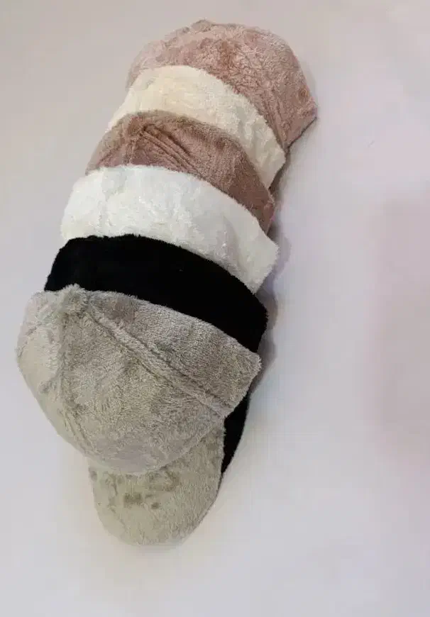 کلاه نقابی تدی|لباس|همدان, |دیوار