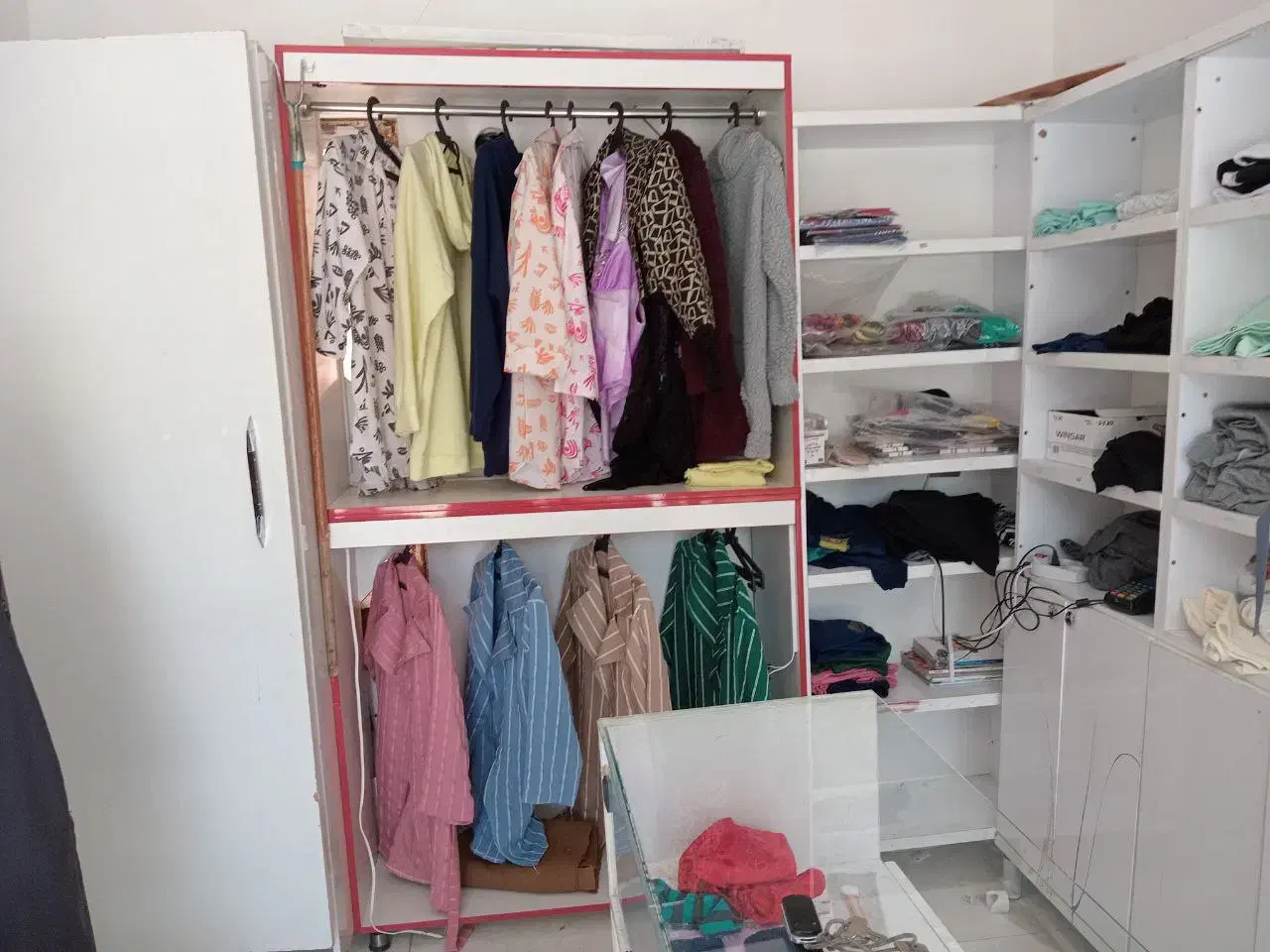 ویترین فروشی|بوفه، ویترین، کنسول|ازنا, |دیوار