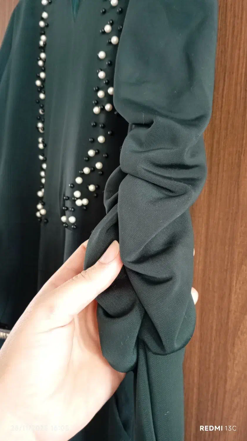 اورال مجلسی به همراه کمربند در حد نو بسیار شیک|لباس|نهاوند, |دیوار