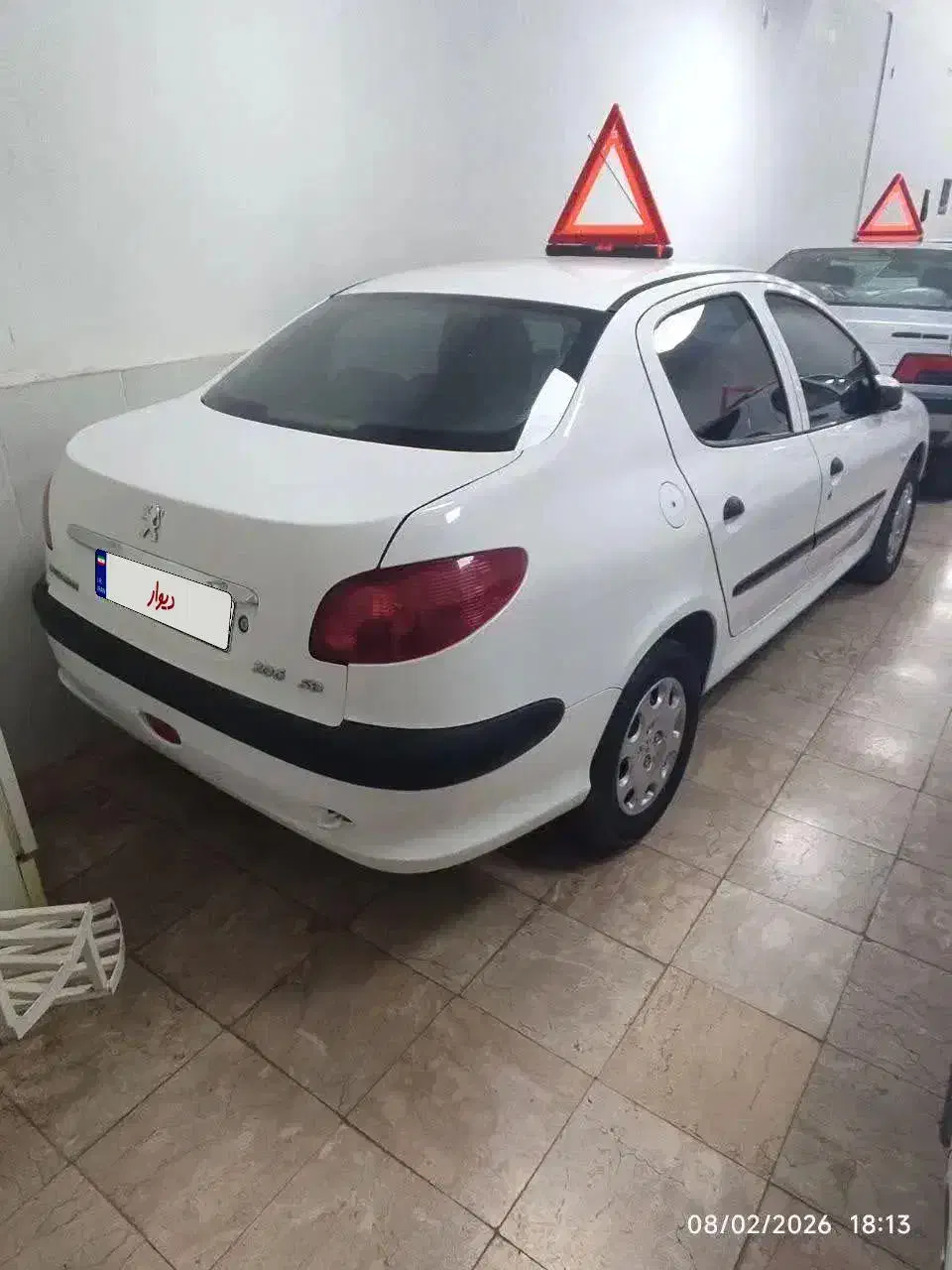 206sdV8|خودرو سواری و وانت|بروجرد, |دیوار