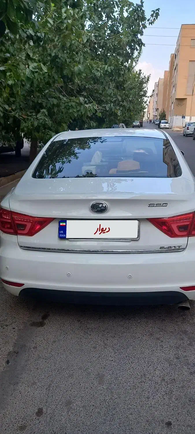فروش لیفان ۸۲۰|خودرو سواری و وانت|شیراز, شهرک سراج‎|دیوار