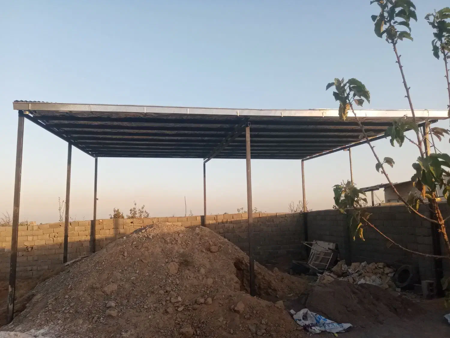 اجرای سقف شیبدار .شیروانی.تعمیرات وابندی سقف|خدمات پیشه و مهارت|مشهد, حضرت حجت|دیوار