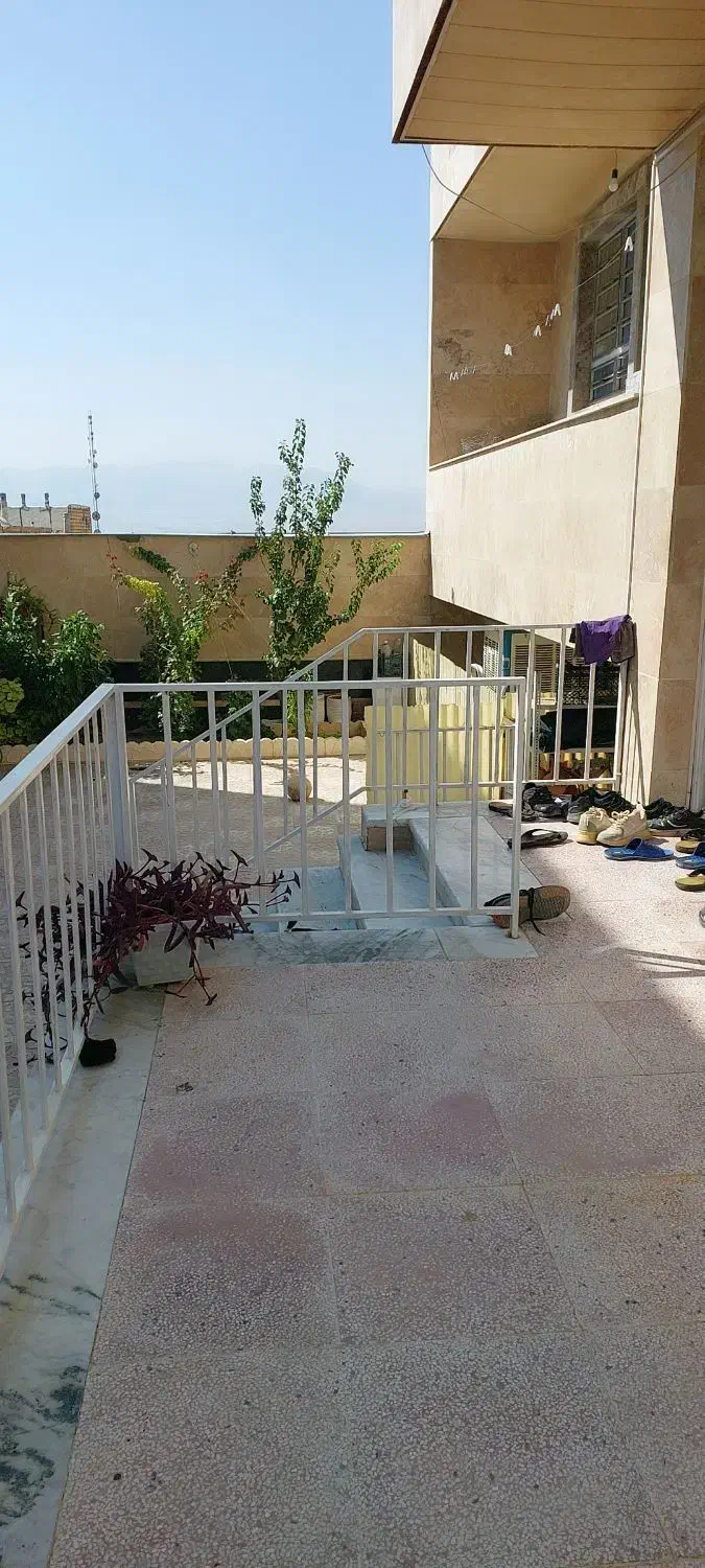 یک باب منزل مسکونی|فروش خانه و ویلا|صدرا-فارس, فاز ۲|دیوار