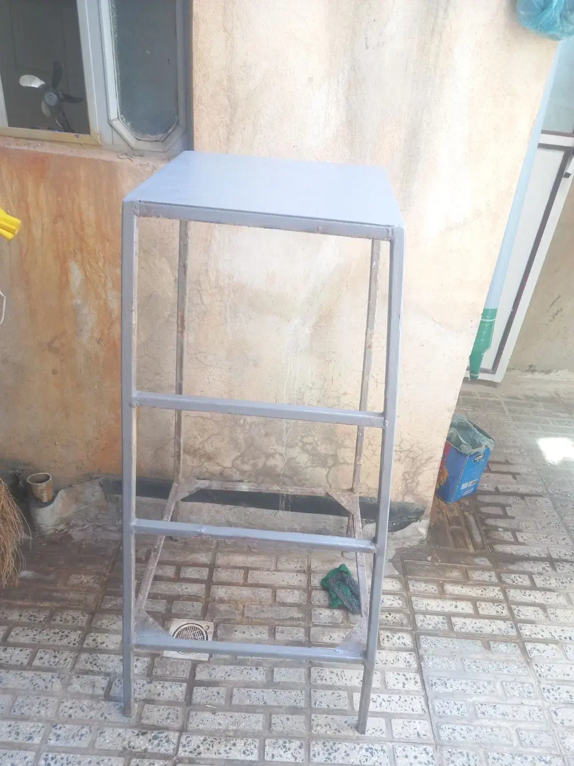 چهار پایه آهنی سرامیکبر|صندلی و نیمکت|اسلامآباد غرب, |دیوار