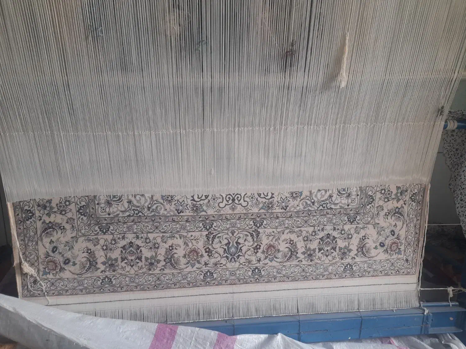 دار قالی ۱۲تای|ابزارآلات|هرند, |دیوار