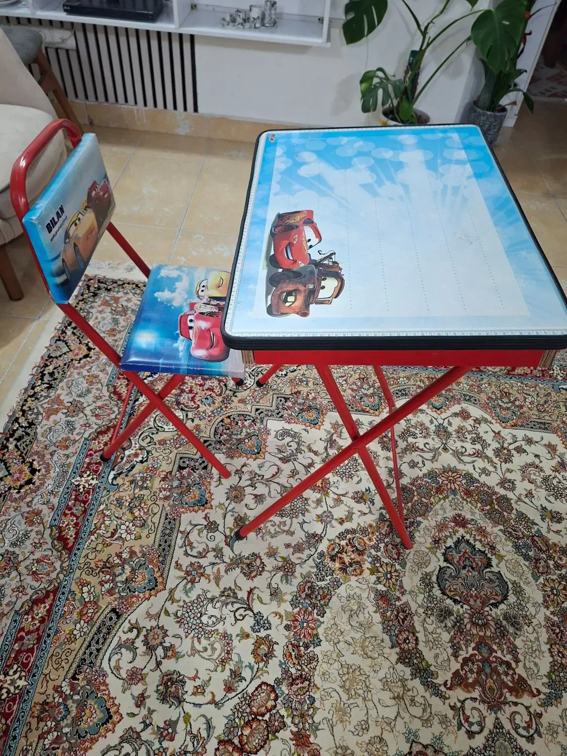 میز وصندلی تحریر|میز تحریر و کامپیوتر|لشت نشا, |دیوار