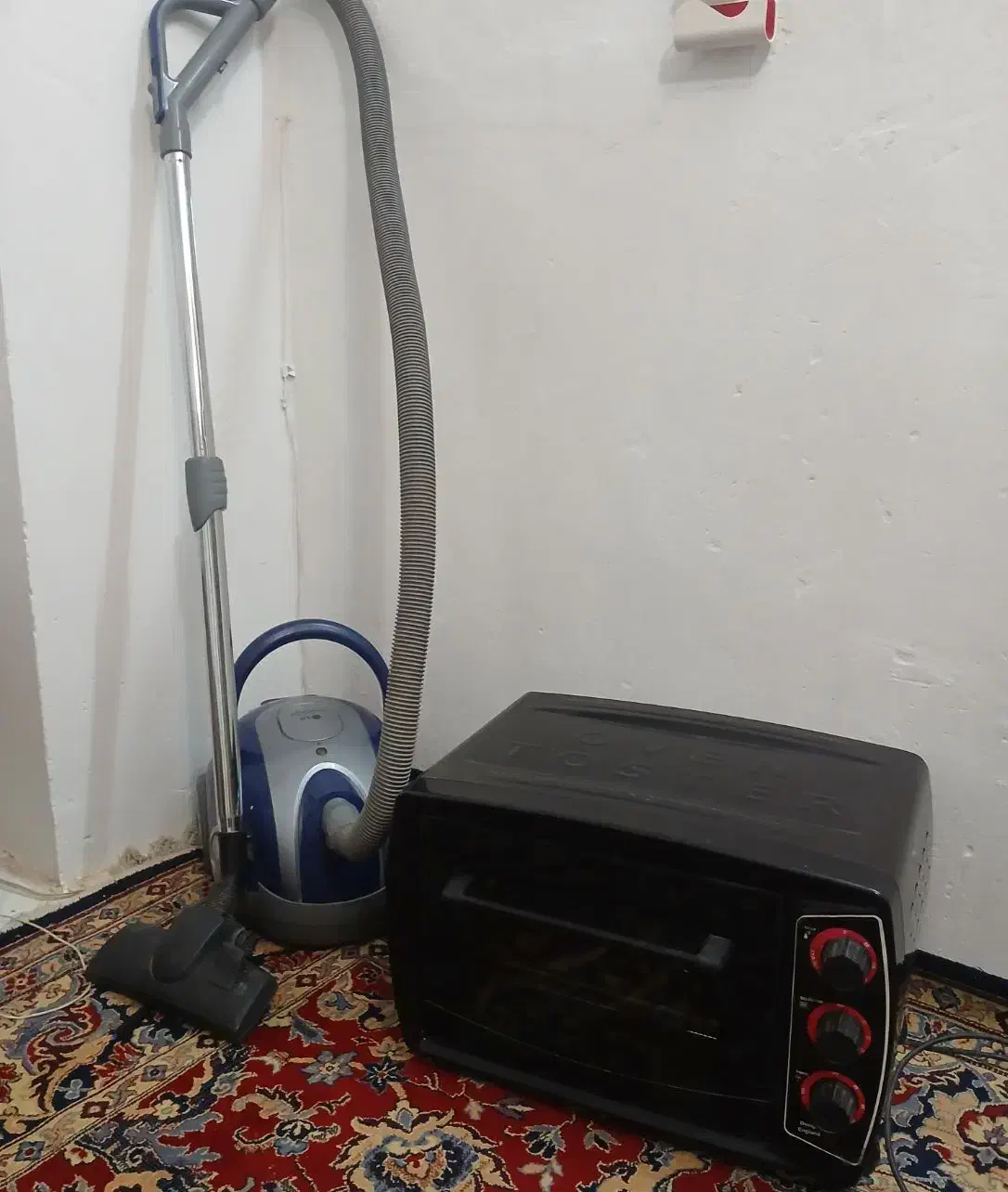 لوازم خانه سالم توستر دارای جوجه گردان|سایر لوازم برقی|نیشابور, ابراهیم ادهم|دیوار