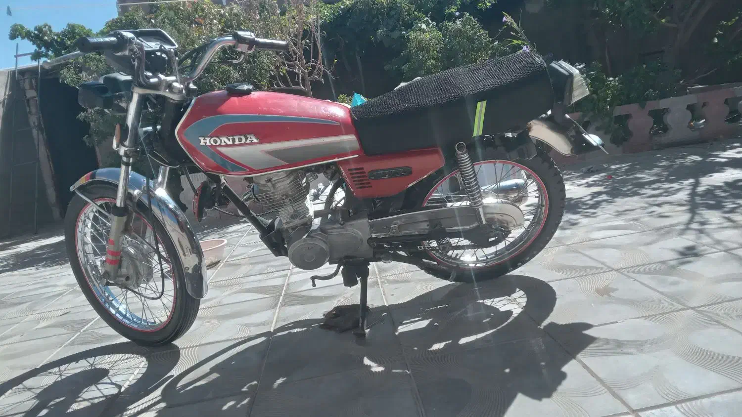 موتور سیکلت|موتورسیکلت|زاوه, |دیوار