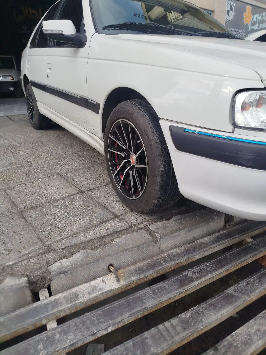 پژوپارس ۱۴۰۲|خودرو سواری و وانت|قم, علی آباد سعدگان|دیوار