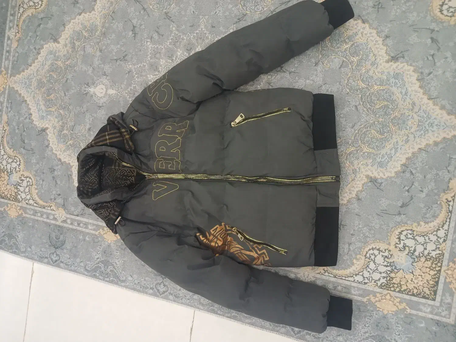 کابشن‌‌|لباس|محمدشهر, شهرک چمران|دیوار