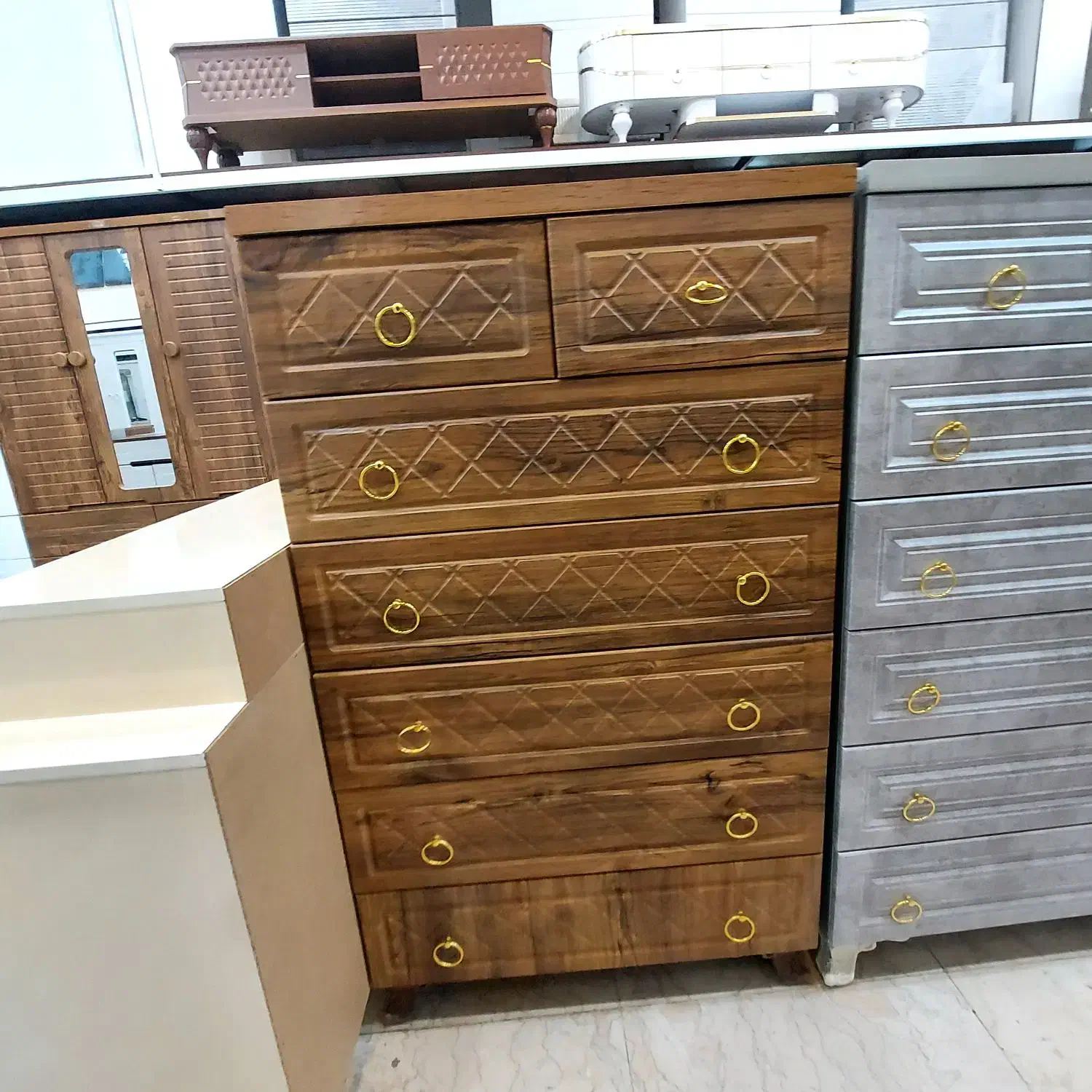 دراور ۷ کشو|جاکفشی، کمد، دراور|قم, شاه ابراهیم|دیوار