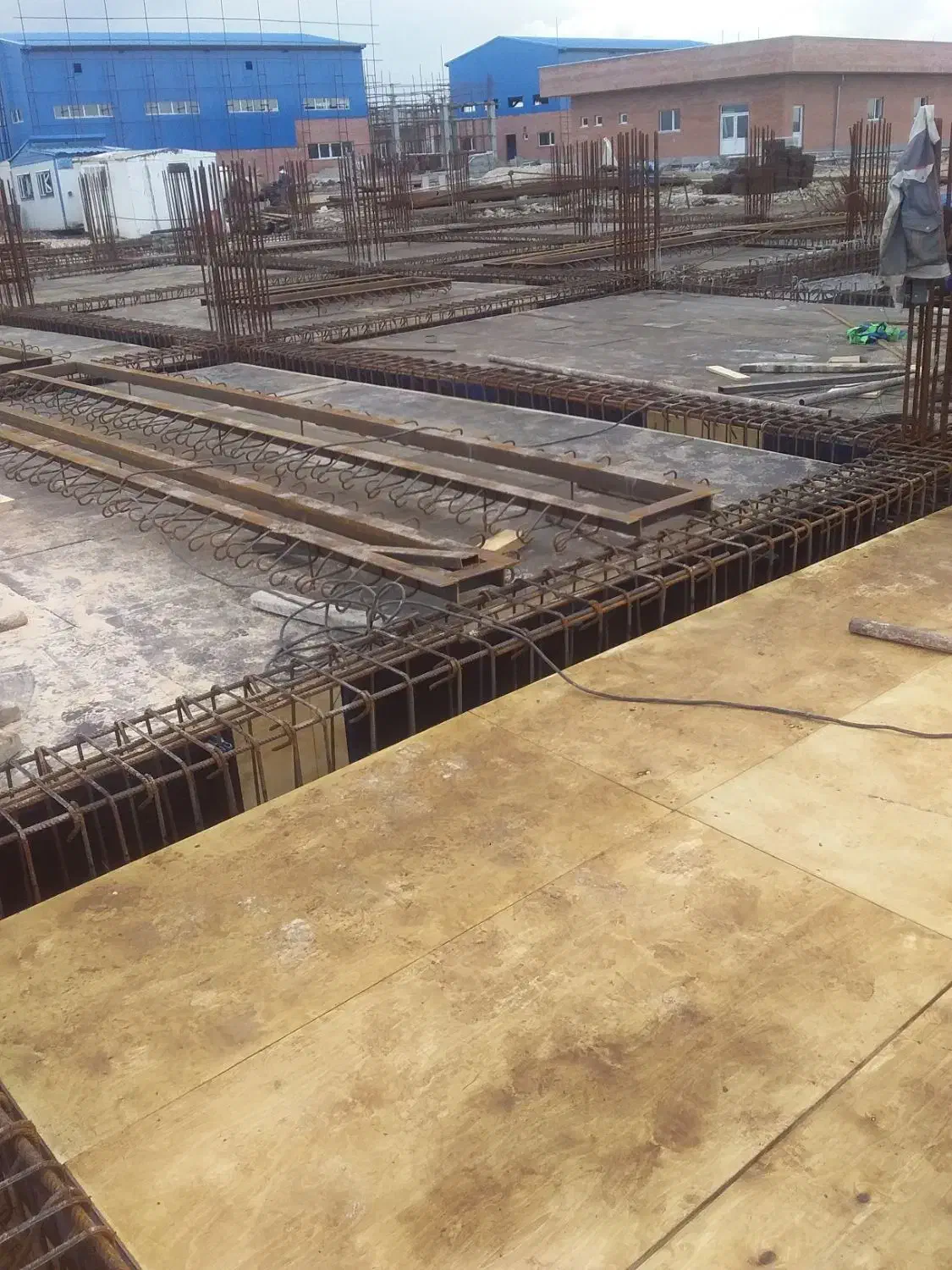 اکیپ آلماتور و قالب بندی|استخدام معماری، عمران و ساختمانی|اردبیل, |دیوار