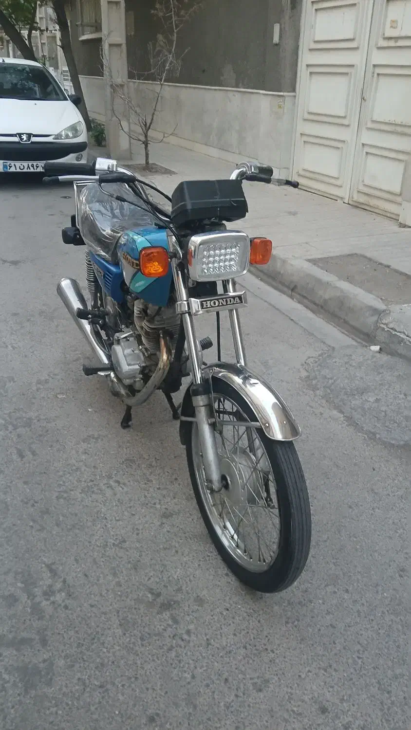هندا ۱۲۵|موتورسیکلت|مشهد, ولیعصر (شهرک غرب)|دیوار