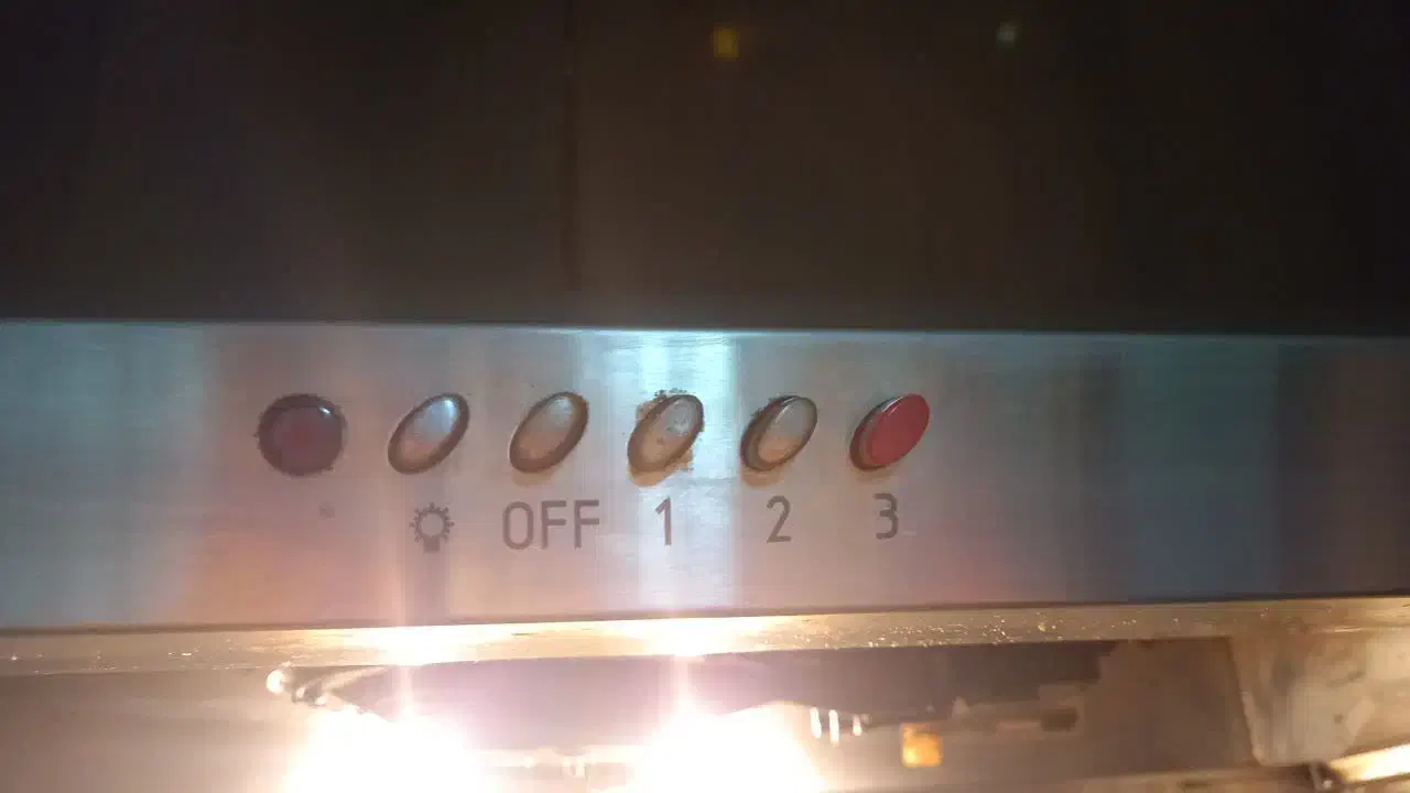 هود اخوان|هود|قم, عمار یاسر|دیوار