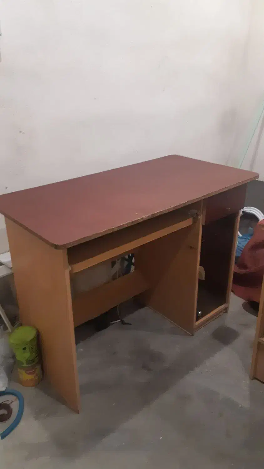 میز کامپیوتر|میز تحریر و کامپیوتر|رشت, کوی قدس|دیوار