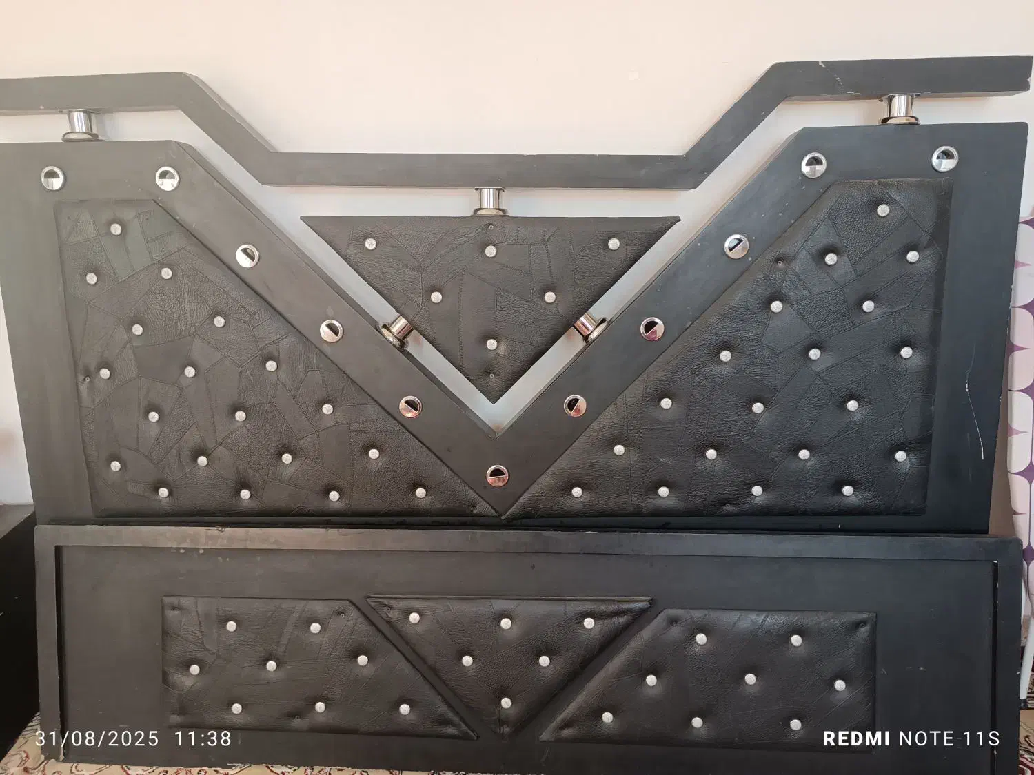 تاج تخت|تخت و سرویس خواب|تربت‌حیدریه, بالا ولایت|دیوار