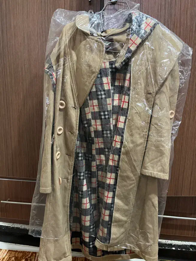 مانتو پالتو مزونی|لباس|اهواز, معین زاده|دیوار