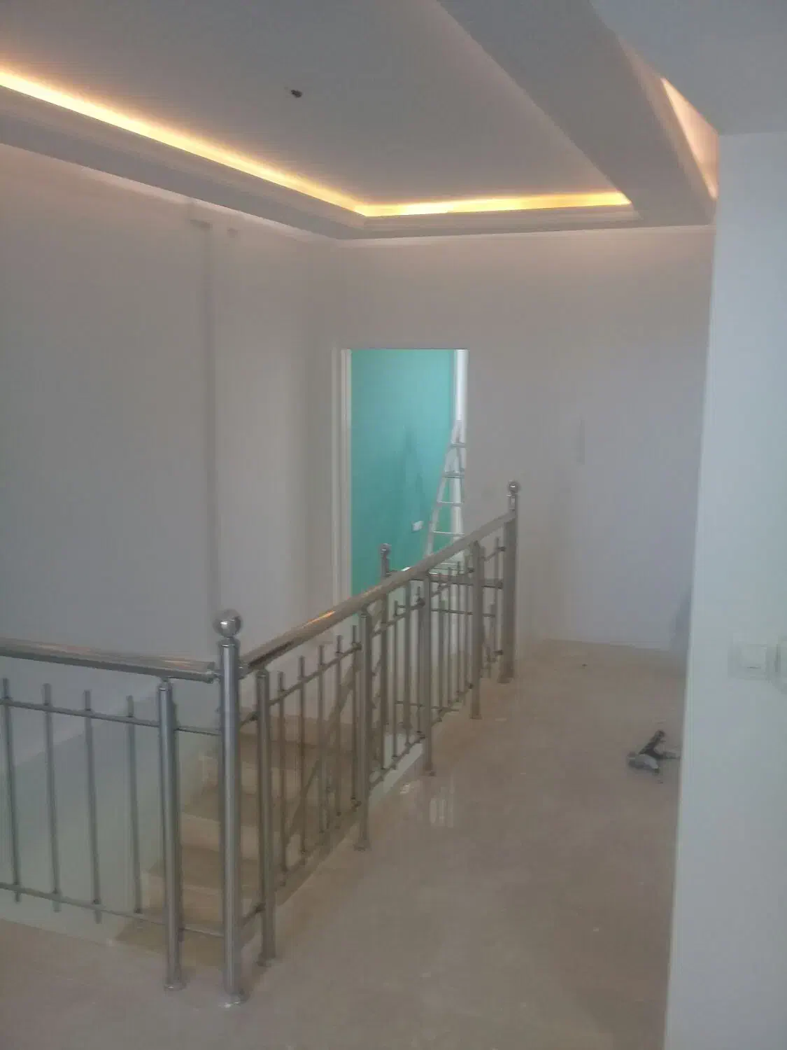 نقاشی ساختمان رنگ پلاستیک الوان درجه ۱ متری ۴۰|خدمات پیشه و مهارت|نیشابور, شهرک رسولی|دیوار